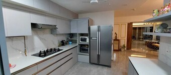 Royal Nest Premium - Amanora Park Town