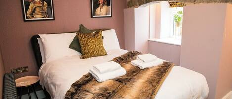 2 dormitoris, planxa i posts de planxar, wifi gratuïta i roba de llit