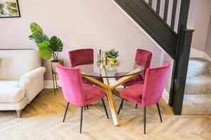 Interior - The Soloman Suite at Foxlow Grange (Derbyshire)