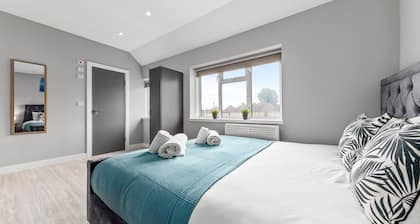 Cozy Serviced Room in Feltham Heathrow London Tw13