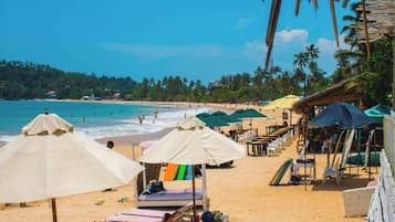 Plage à proximité, sable blanc