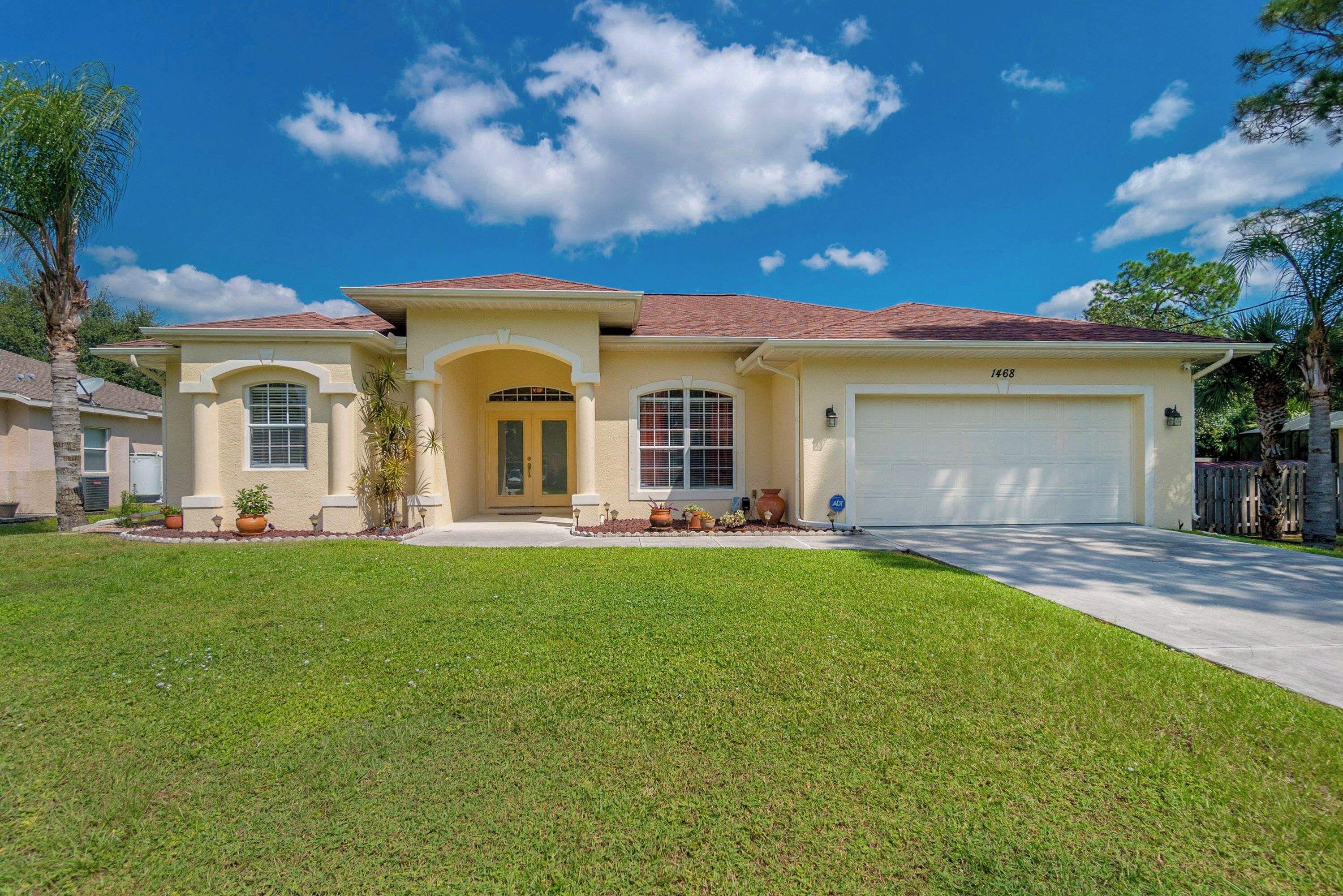 Peaceful Comfortable House in North Port 