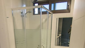Basic Double Room | Bathroom - Pichilemu (Pichilemu)
