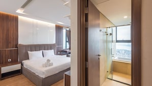 Apartment with 4 beds room