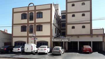 Fachada da propriedade