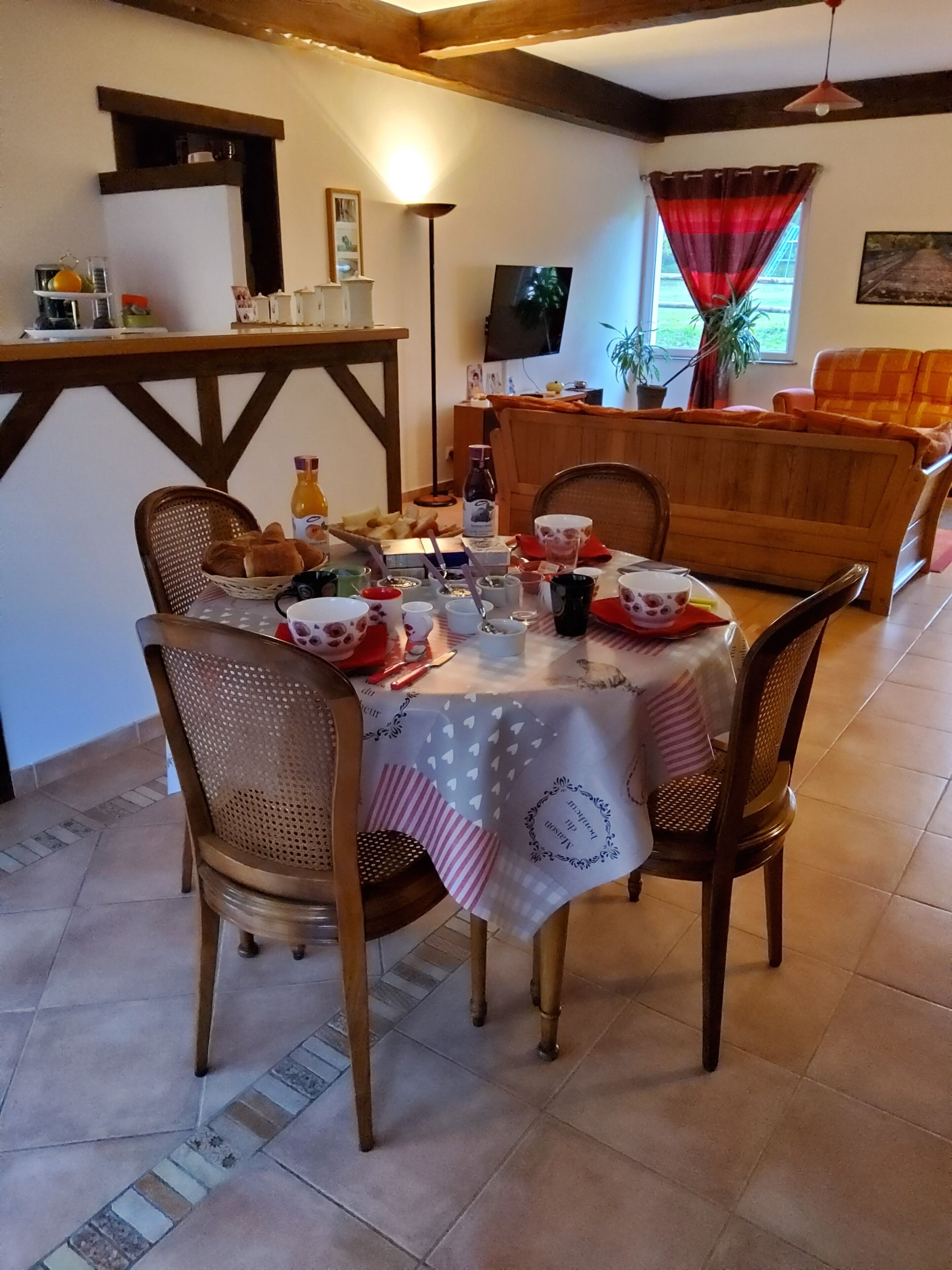 Petit déjeuner continental compris tous les jours