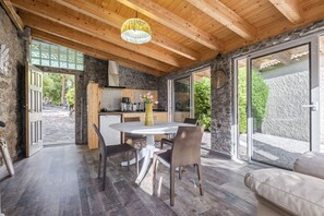 Dining - Casas Maravilha - Palheiro by Madeira Sun Travel (Calheta)