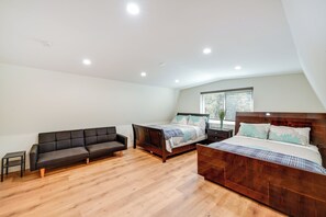 2 bedrooms, WiFi, bed sheets