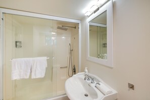 Hair dryer, towels