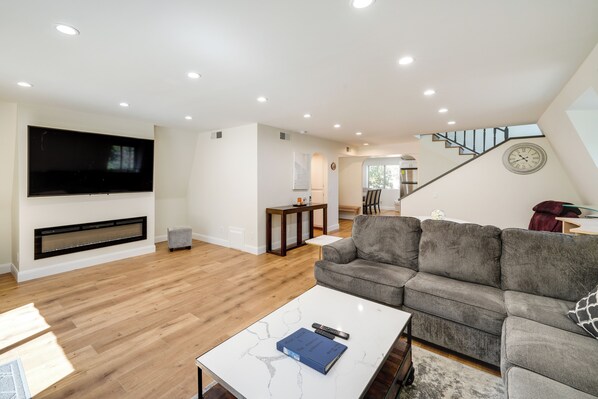 TV, fireplace, video games