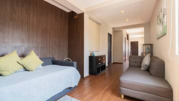 2 Schlafzimmer, Bügeleisen/Bügelbrett, Reisekinderbett, WLAN