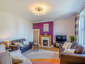 Living area - 2 bedroom accommodation in Colwyn Bay (Colwyn Bay)