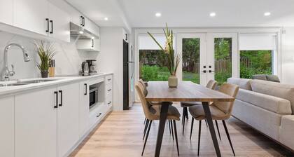 Luxury Modern Style 5 Bedrooms Newly Renovated House In Toronto Prime Location