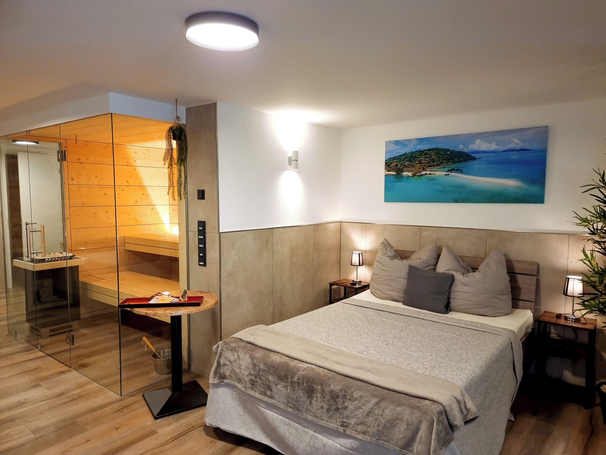 1 camera, Wi-Fi, lenzuola