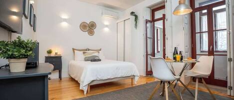 1 soverom, strykejern/-brett, reiseseng for barn og wi-fi