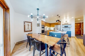 Dining - King's Crown | Townhouse in Breckenridge with hot tub & fireplace, walk to lifts (Breckenridge)