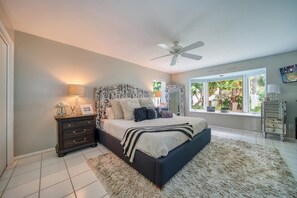 4 chambres, fer et planche à repasser, Wi-Fi, literie fournie