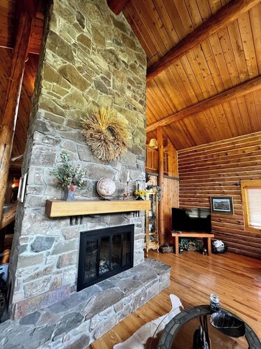Timberline Cabin Near Bozeman!