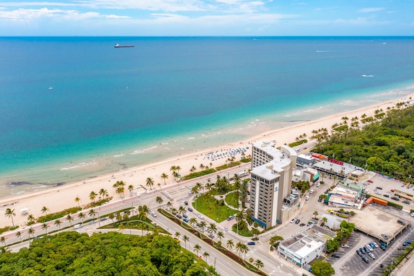 Aerial view - Purple Pelican by Opus (Suite 5) (Fort Lauderdale)