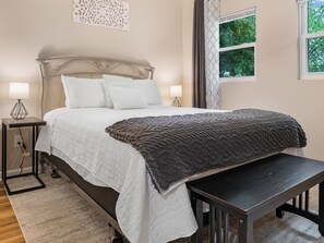2 bedrooms, iron/ironing board, WiFi, bed sheets