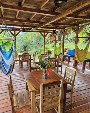 Dining - The Lighthouse Hotel & Spa, paradise island retreat Little Corn island Nicaragua (Corn islands)