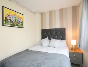 Casa de campo | 2 habitaciones, decoración personalizada y muebles diferentes 