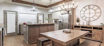 Fox Ridge Oasis - 3BR 1BA - South Lubbock