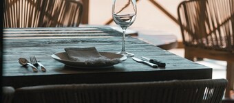 ROOM 5- OCEAN FRONT Large private balcony and open concept design