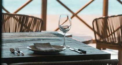 ROOM 5- OCEAN FRONT Large private balcony and open concept design