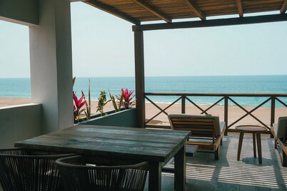 ROOM 5- OCEAN FRONT Large private balcony and open concept design