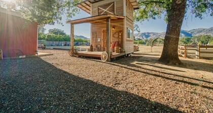 Rustic Villa Stay w/Stunning View & Farm Animals