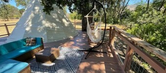 Hidden Oasis! Unique Teepee Stay w/Farm Animals
