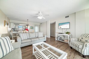 TV - Directly on the beach, SunSwept 808 (Orange Beach)