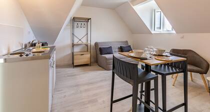 L'écrivain - Wifi - Saint-Serge