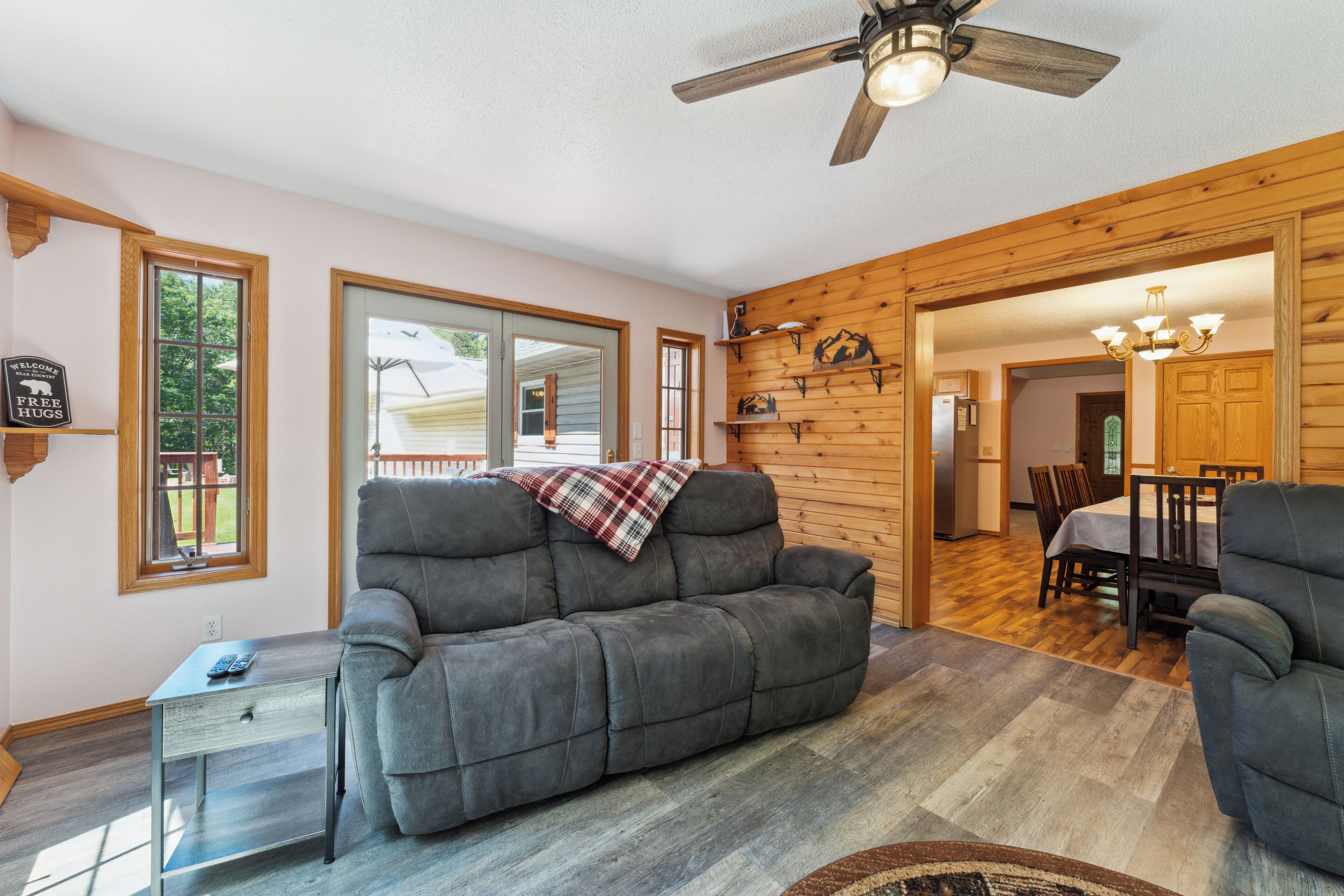 Smart TV, fireplace, video games, DVD player