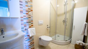 Bathroom - Sea view | Fixed pricing #2 | Apartment Antun (Blace)