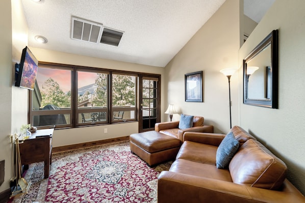 Condo | Living area - Valley View (Flagstaff)