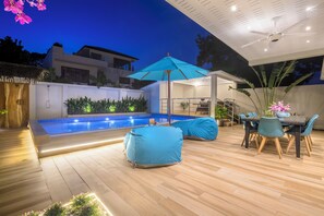 Villa Prestige, 4 chambres, vue sur la cour intérieure | Vue de la chambre