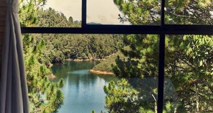 Modern Duplex Cabin With Kitchen, Jacuzzi and Lake