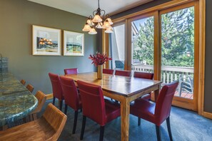 Dining - Walk to Ski Lifts: Townhome w/ Hot Tub in Keystone (Keystone)