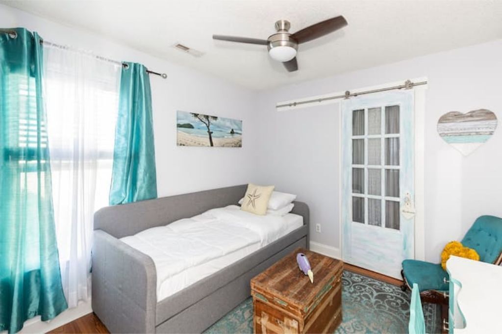 3 bedrooms, free WiFi, bed sheets