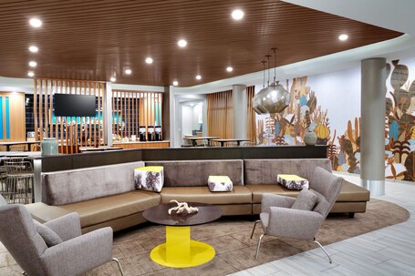 Springhill Suites Phoenix Scottsdale Marriott - Image 19