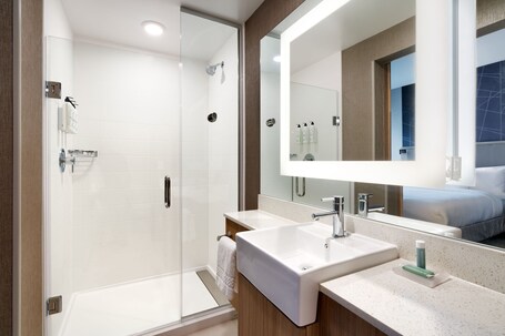 Springhill Suites Phoenix Scottsdale Marriott - Image 15
