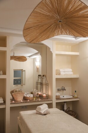 Steam room, body treatments, manicures and pedicures - M-17 Riad & Spa (Marrakech)