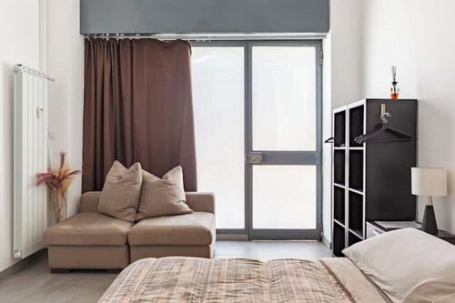 Sleepn'joy Pavia - by LM Apartments<br>Via Calchi 11B Pavia