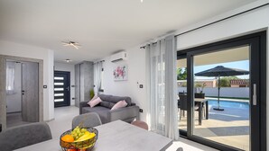 Dining - Villa Natali (Istria - Peroj) (Peroj)