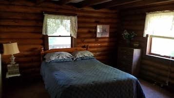 4 bedrooms, WiFi, bed sheets