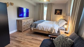 2 sovrum, strykjärn/strykbräda, wi-fi och sängkläder