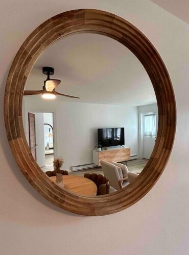 Beautifully renovated 2Bed/1Bath condo on Main Street w/ Portage Lake Views!