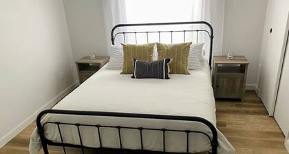 Chambre douillette dans une auberge champêtre! SDB Privée